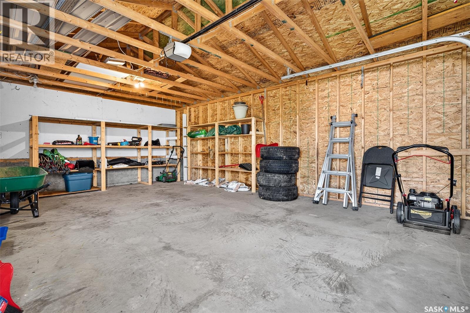 1311 Stadacona STREET W - 41