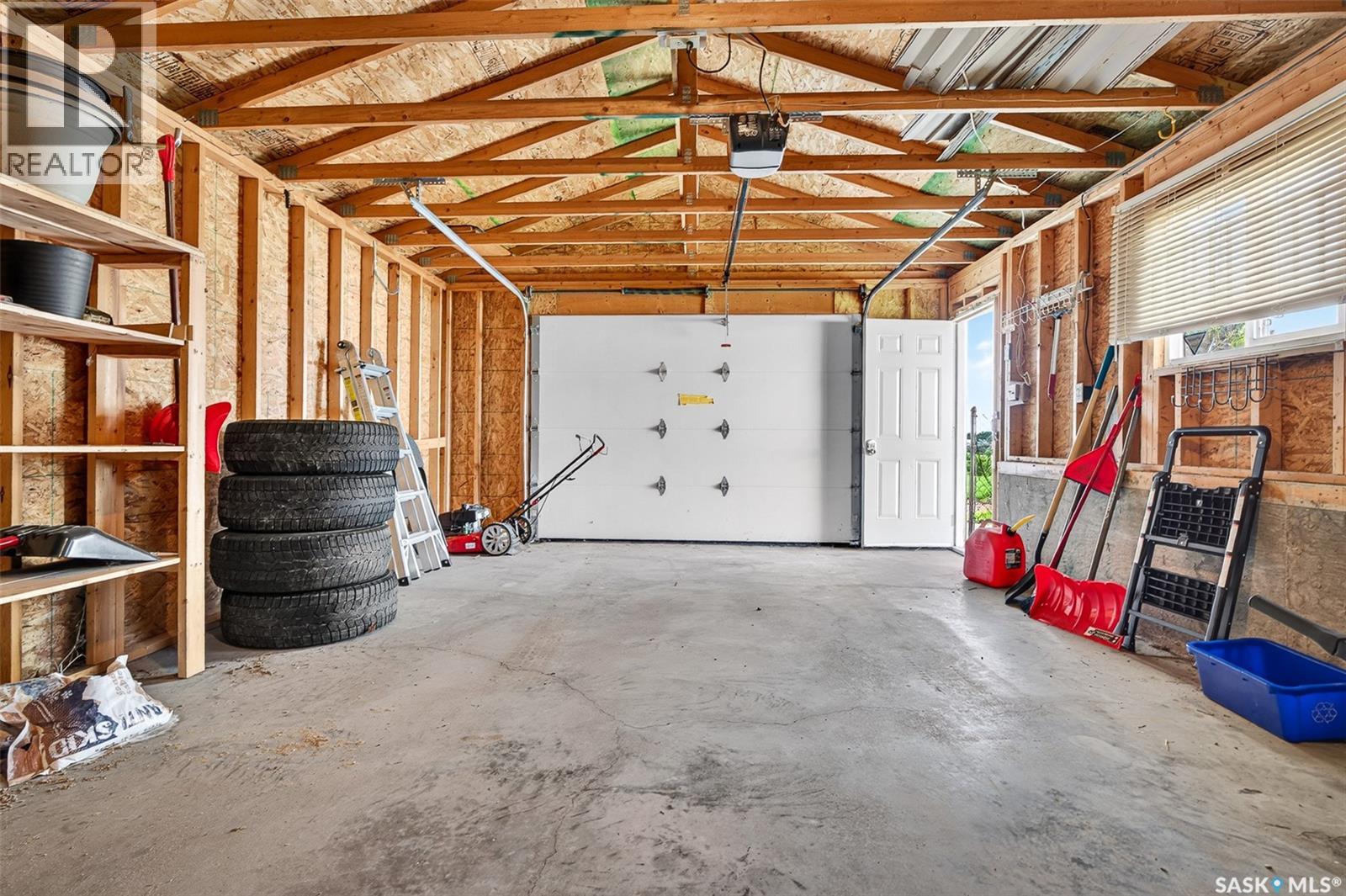 1311 Stadacona STREET W - 42