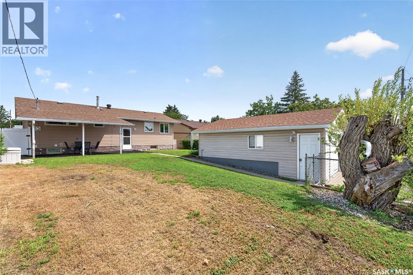 1311 Stadacona STREET W - 48