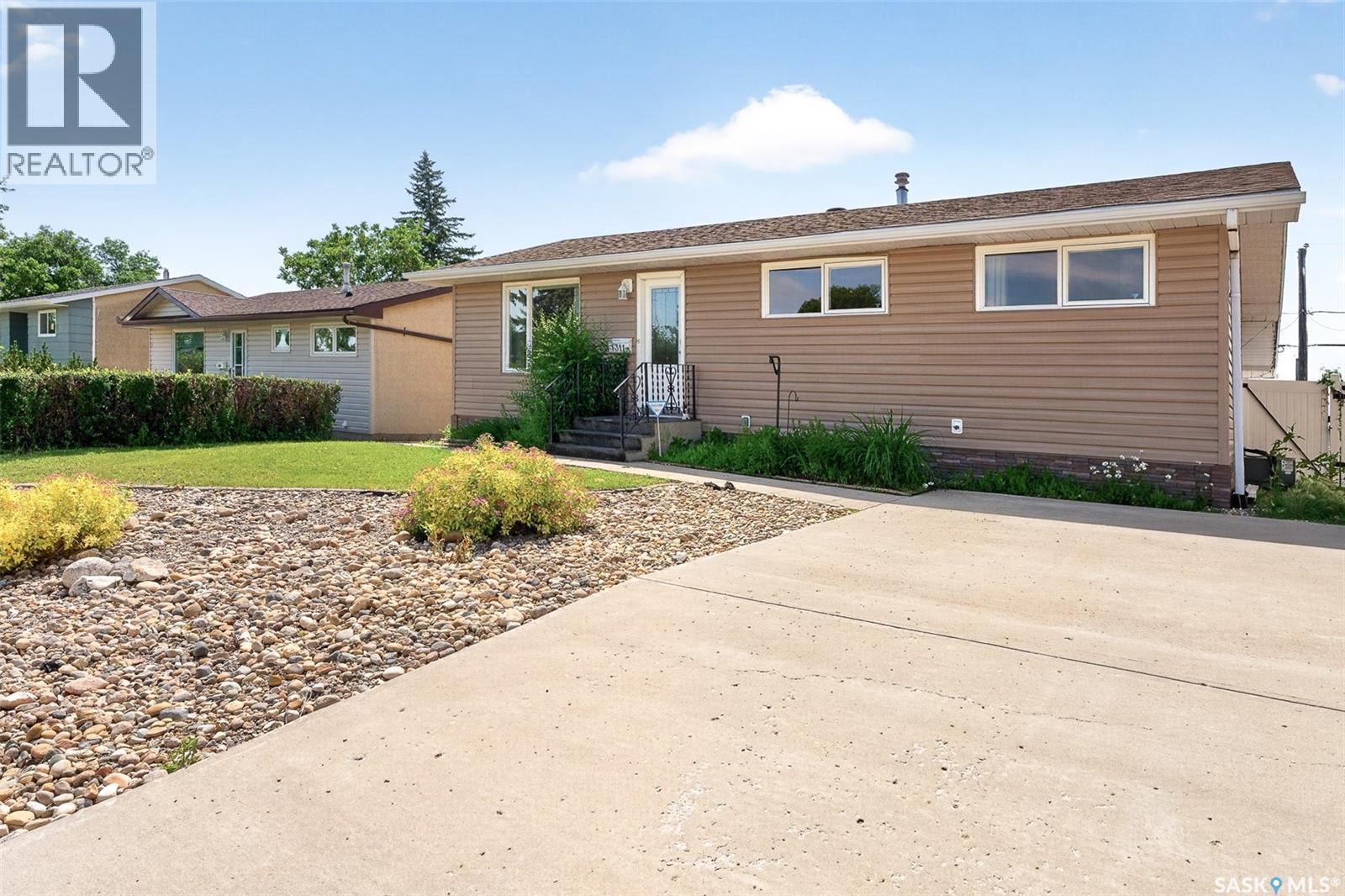 1311 Stadacona STREET W - 57