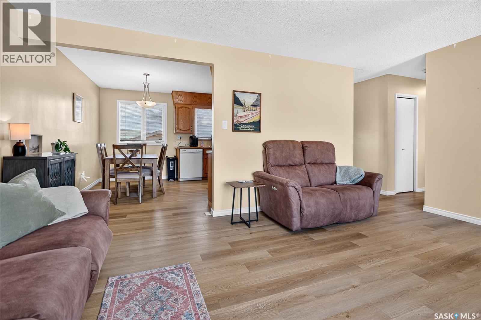 1311 Stadacona STREET W - 7