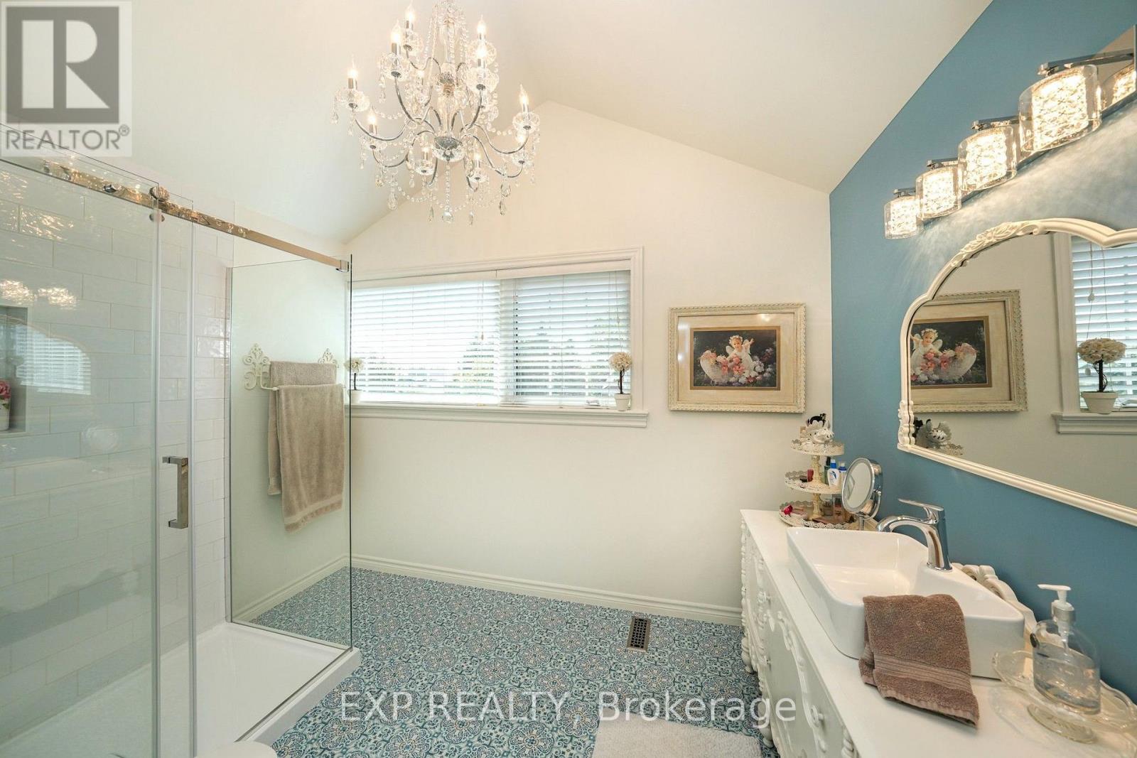 71817 SUNRIDGE CRESCENT - Image 23