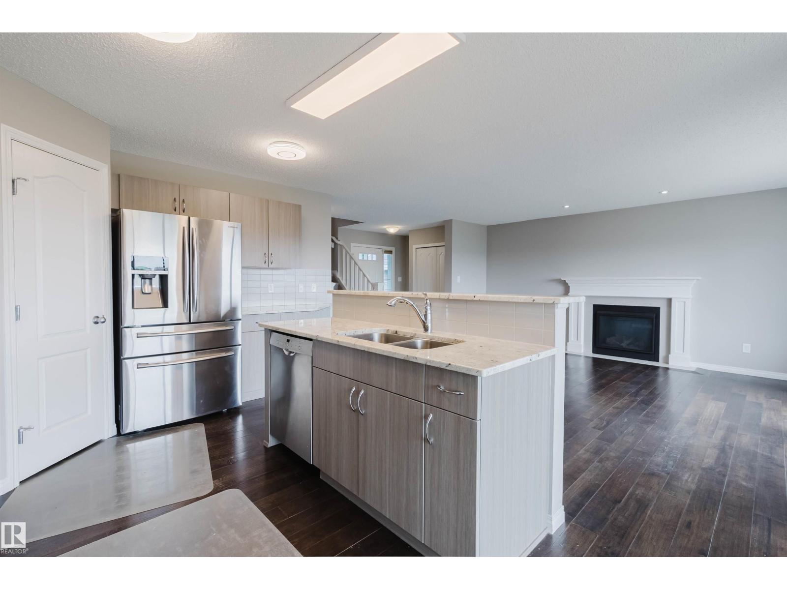 16627 18 AV SW - 12