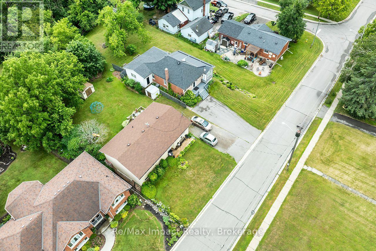 155 GARRY STREET - Image 36