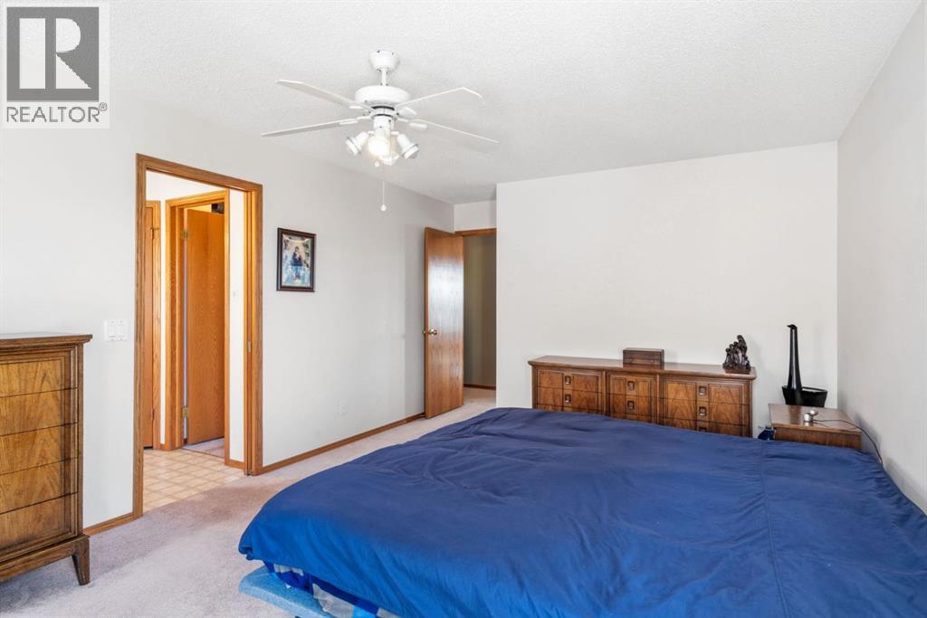 48 Headlands Close - 26