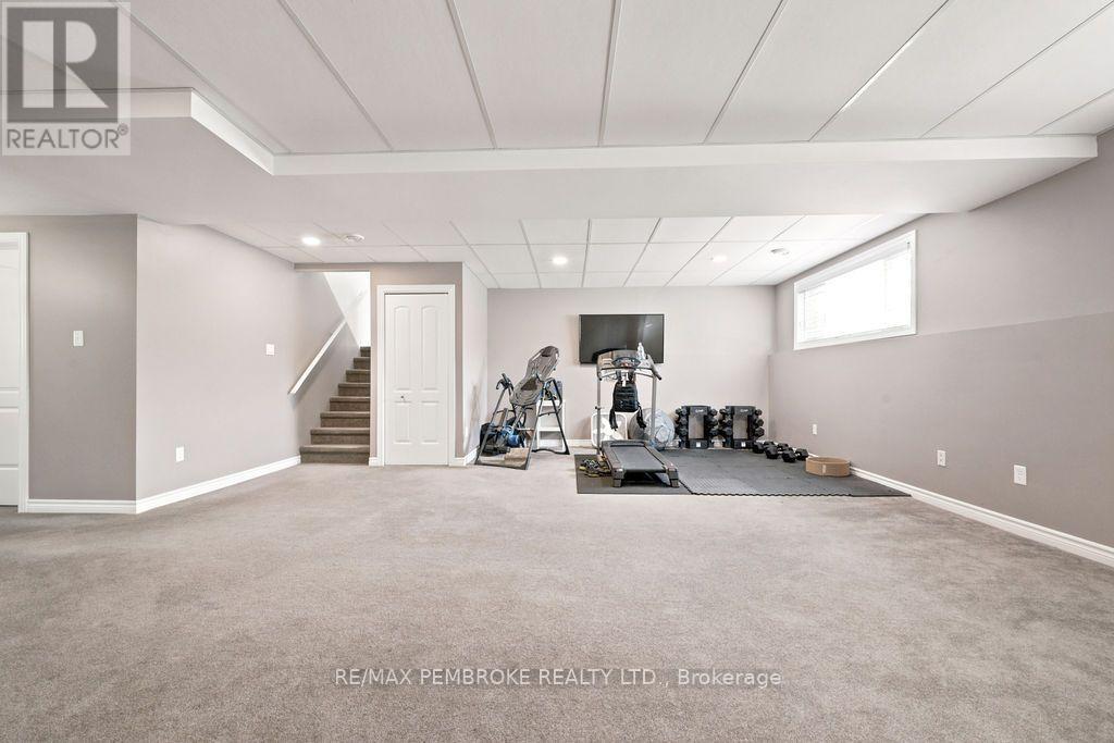 2038 SANDSTONE CRESCENT, Ottawa. Luxury613. By Peter Sagos - Image 25