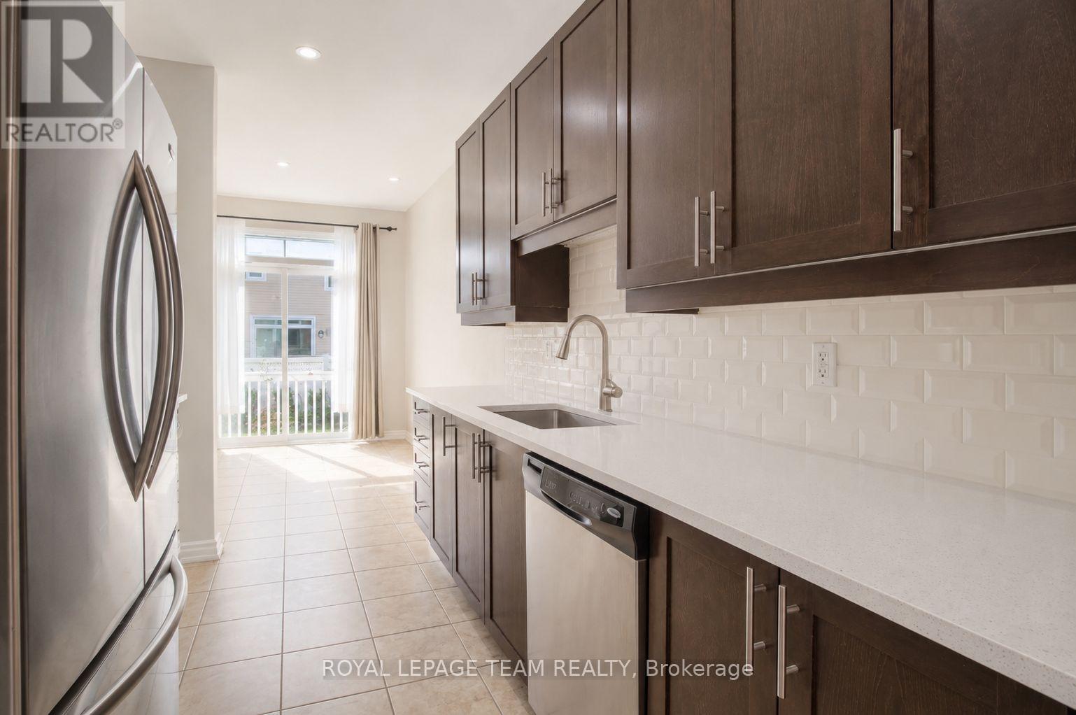 3 Bed, 3 Bath House for Rent in Ottawa – 314 GLENBRAE AVENUE, Ottawa – MLS# X13552726 - Image 7