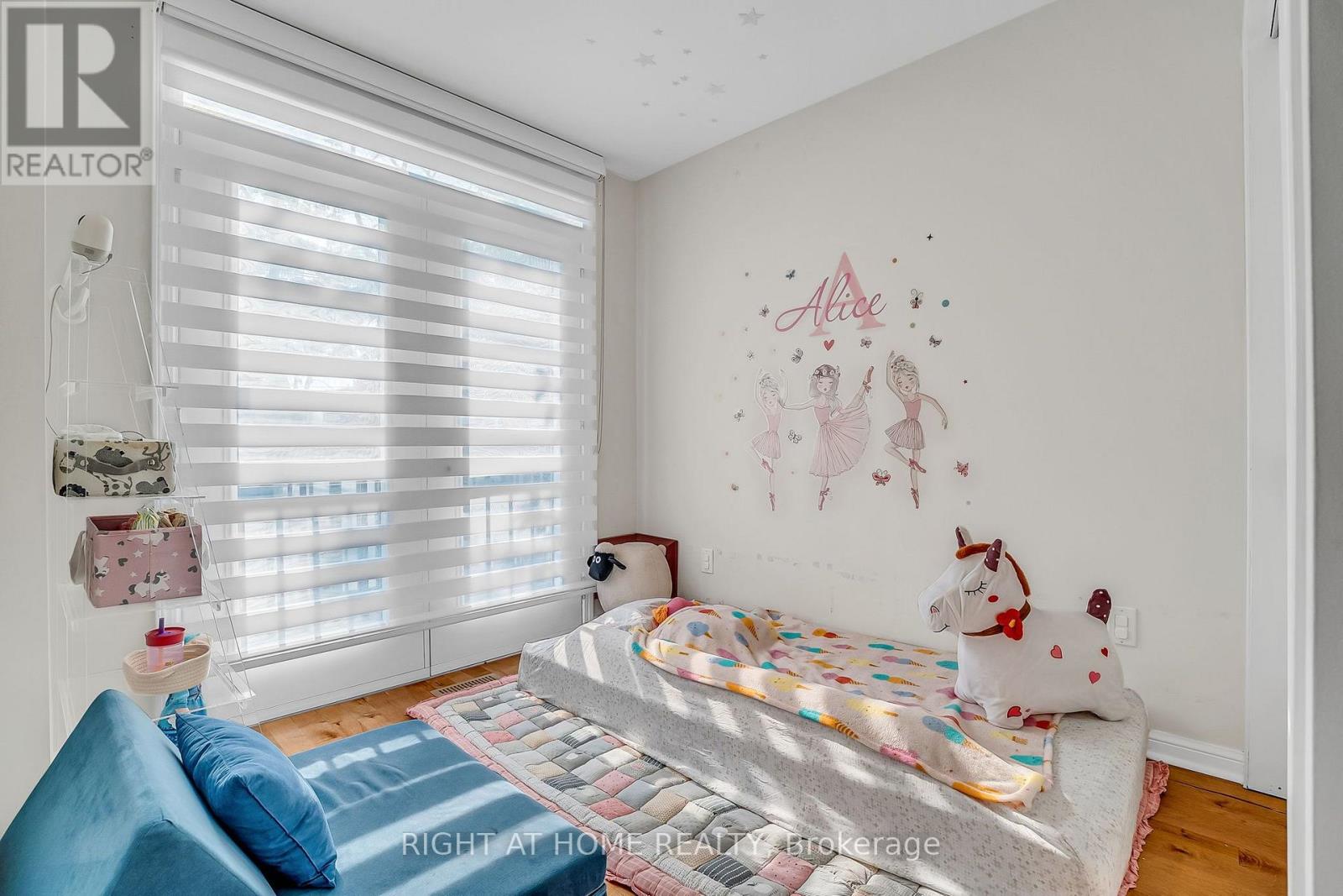 #104 55 HALTON STREET - 10