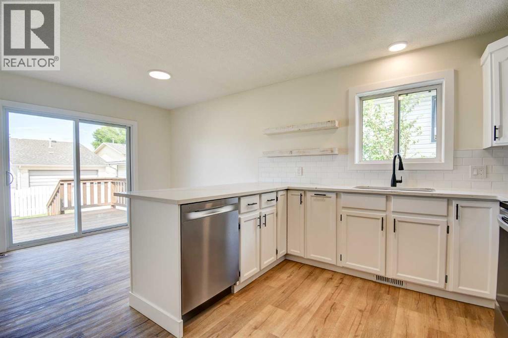 82 Excell Street - 8