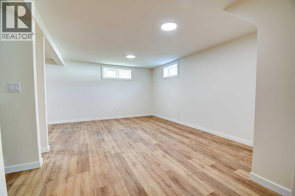 82 Excell Street - 19