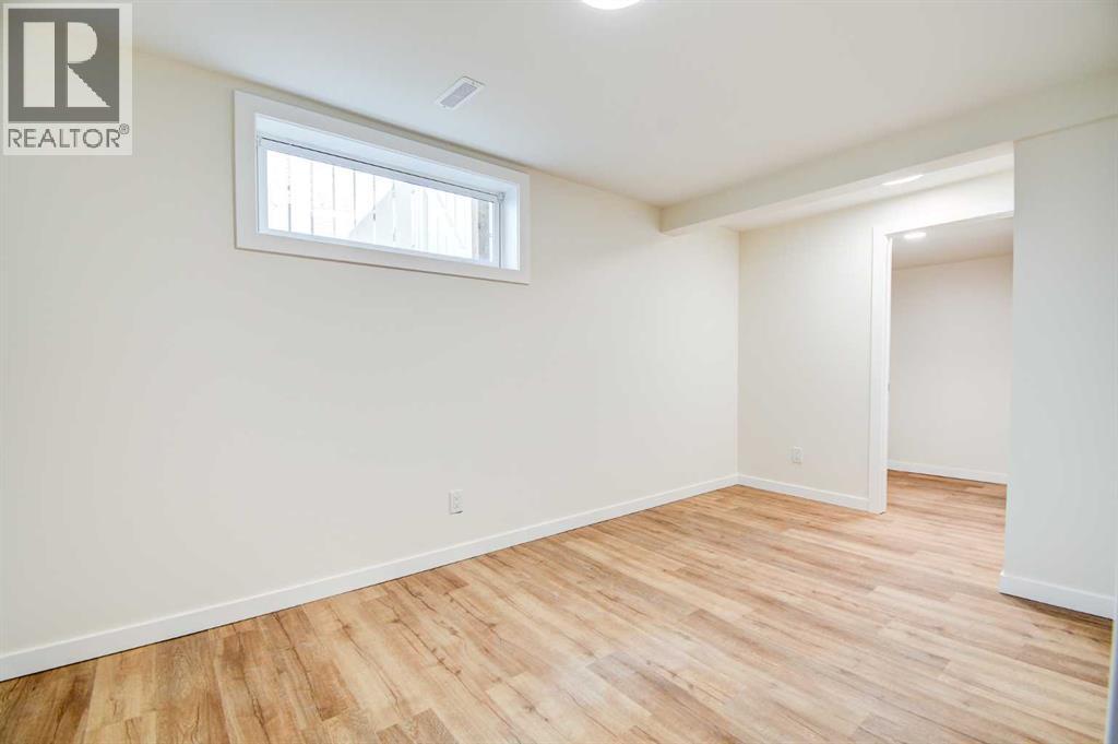 82 Excell Street - 24
