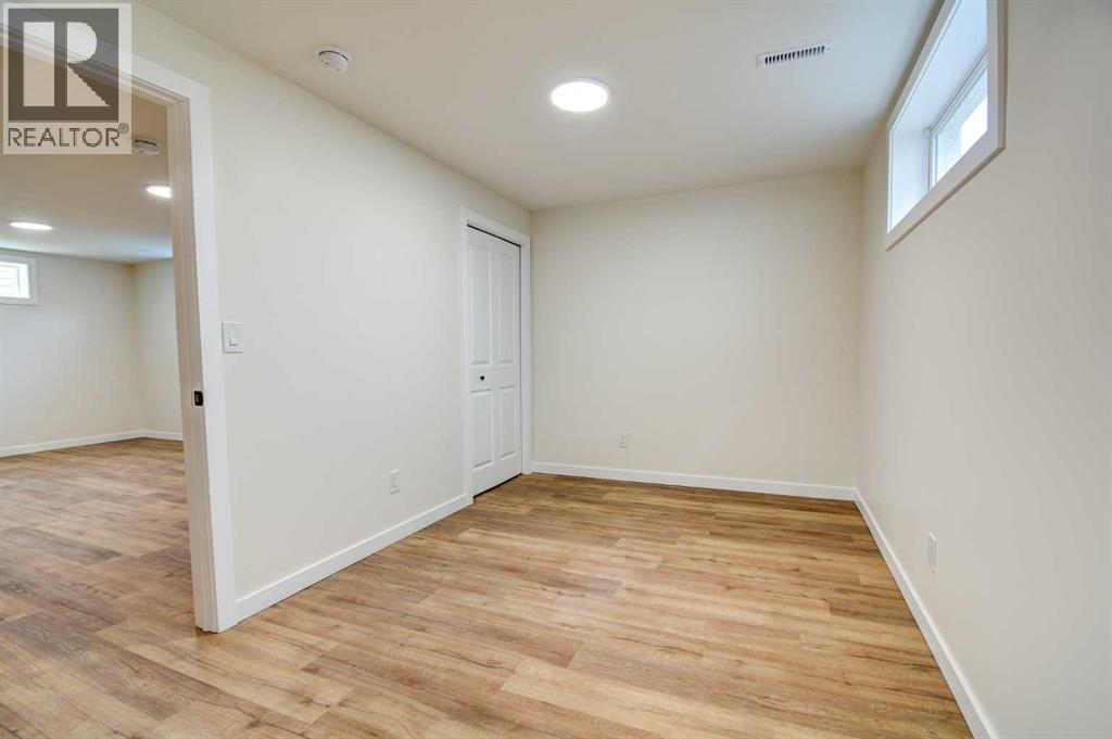 82 Excell Street - 26