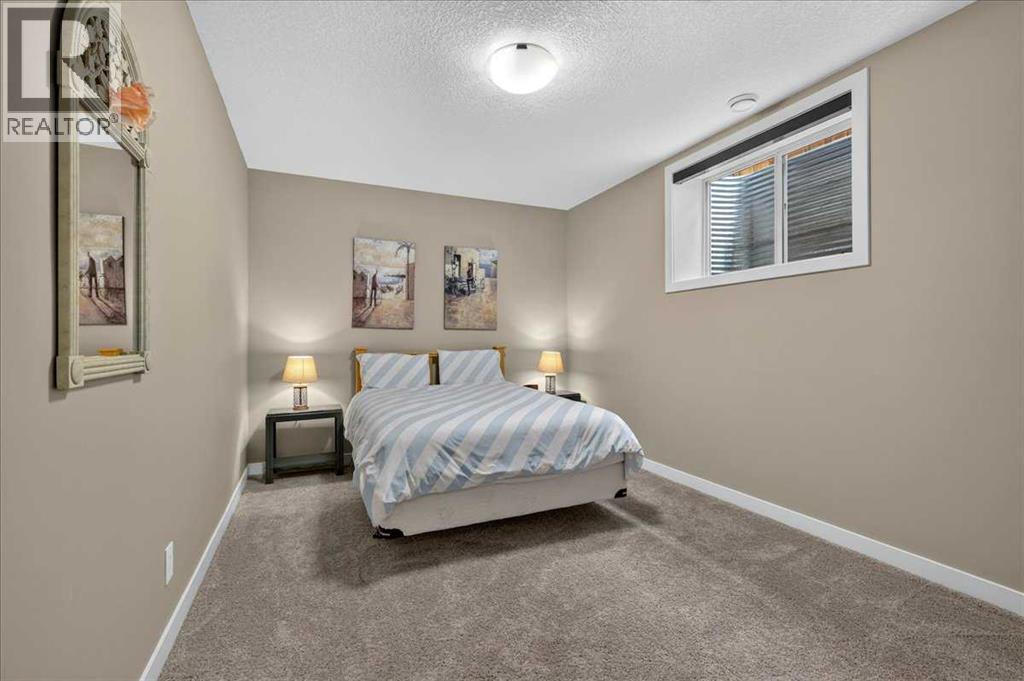 295 Tremblant Way SW - 40