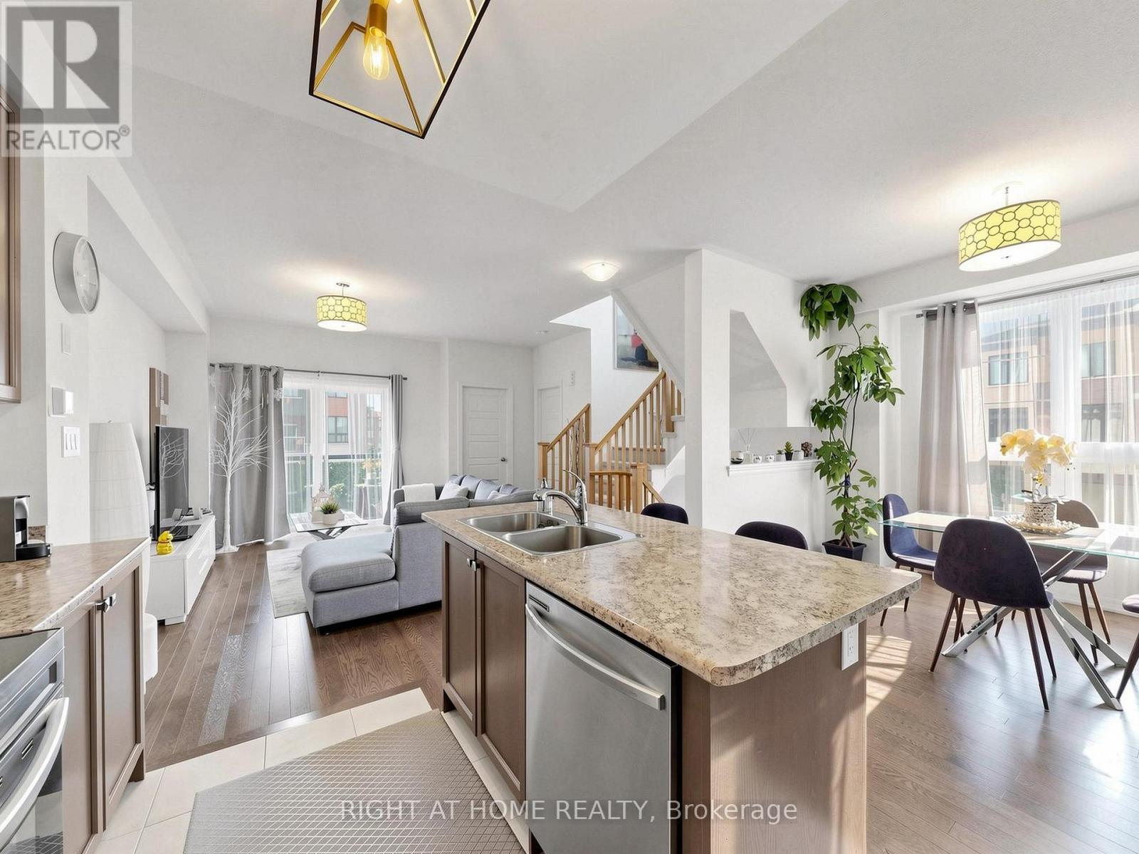 65 ALLURE STREET - Image 9