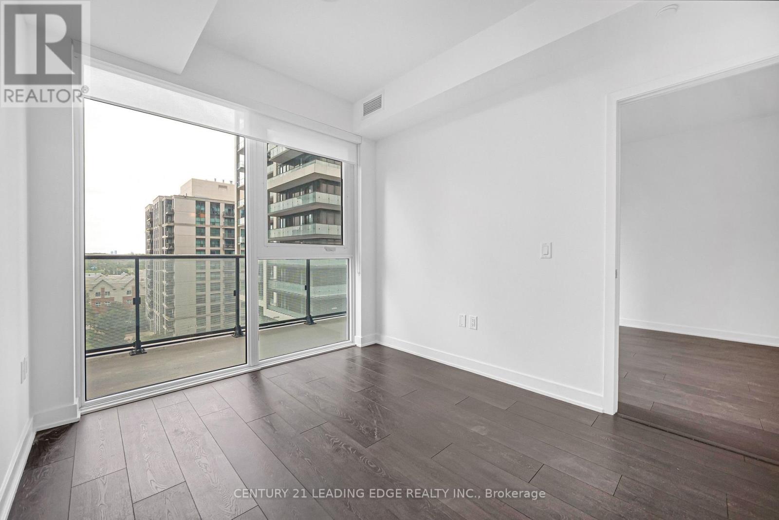 #707 95 ONEIDA CRESCENT - 28