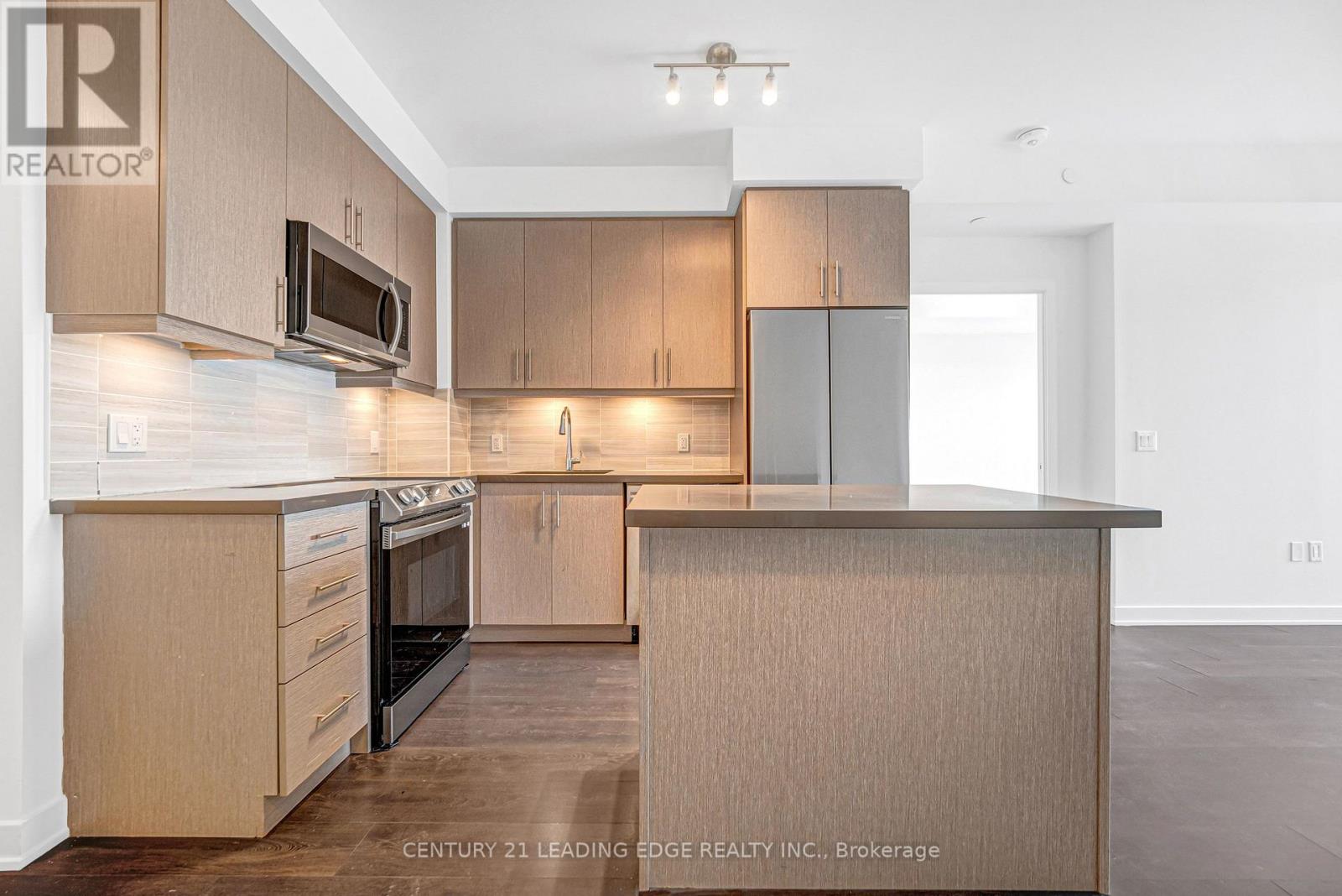 #707 95 ONEIDA CRESCENT - 6