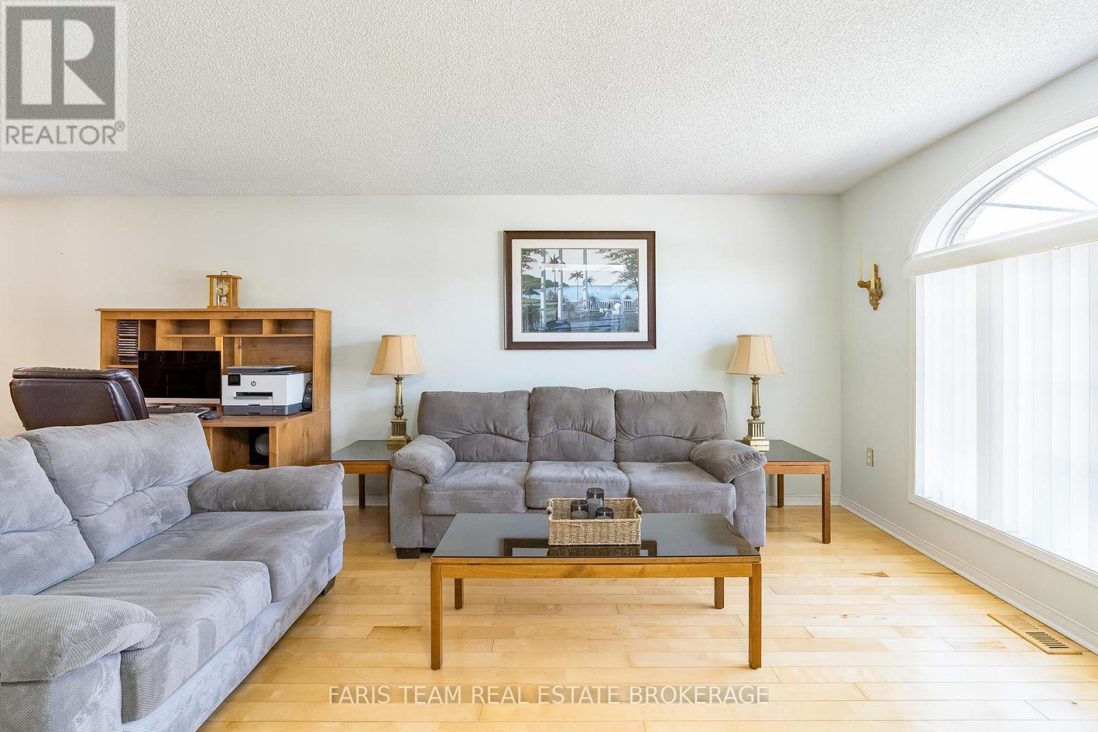 57 WESSENGER DRIVE - 14