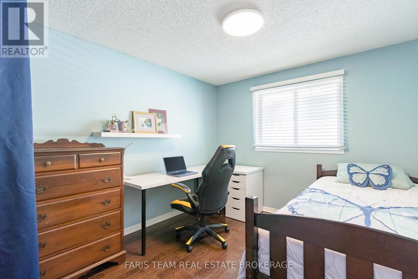 57 WESSENGER DRIVE - 21