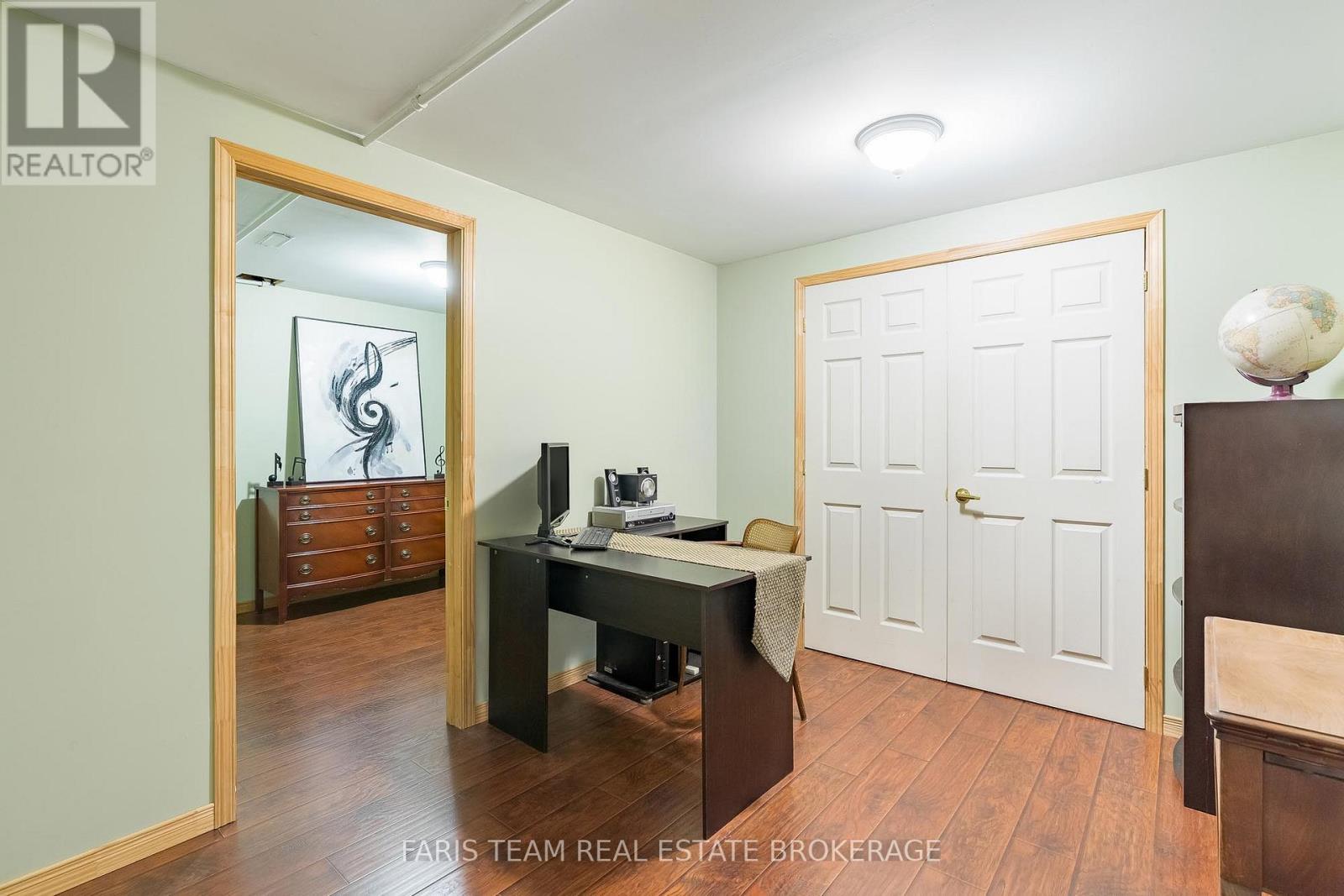57 WESSENGER DRIVE - 27