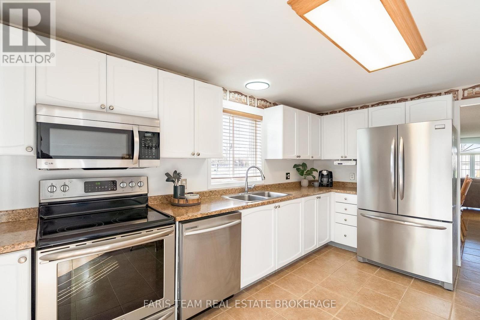57 WESSENGER DRIVE - 6