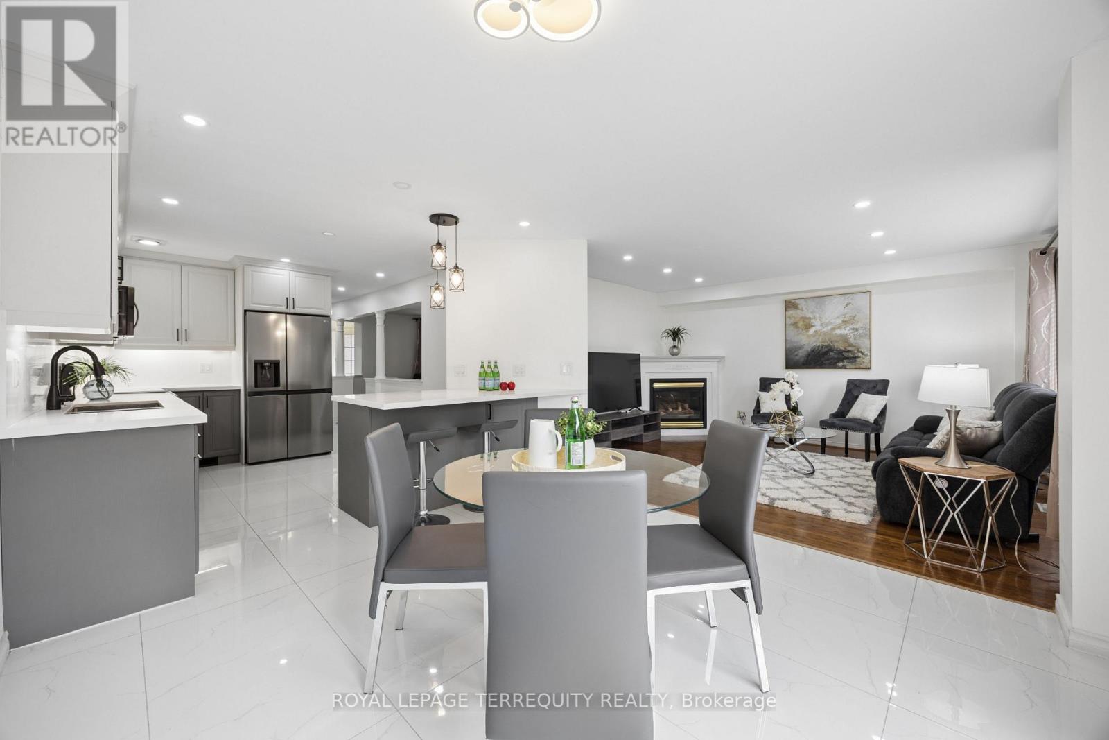 7339 BLACK WALNUT TRAIL - 11