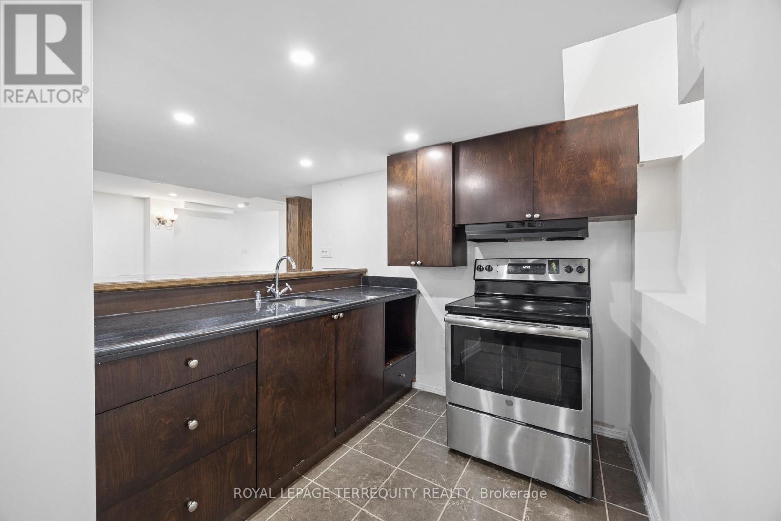 7339 BLACK WALNUT TRAIL - 29