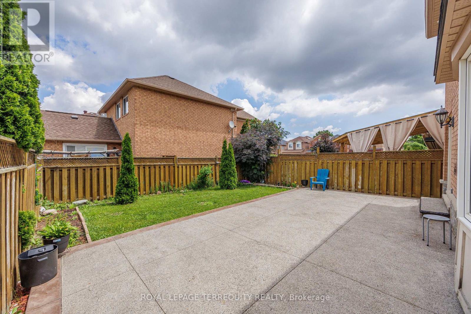 7339 BLACK WALNUT TRAIL - 32