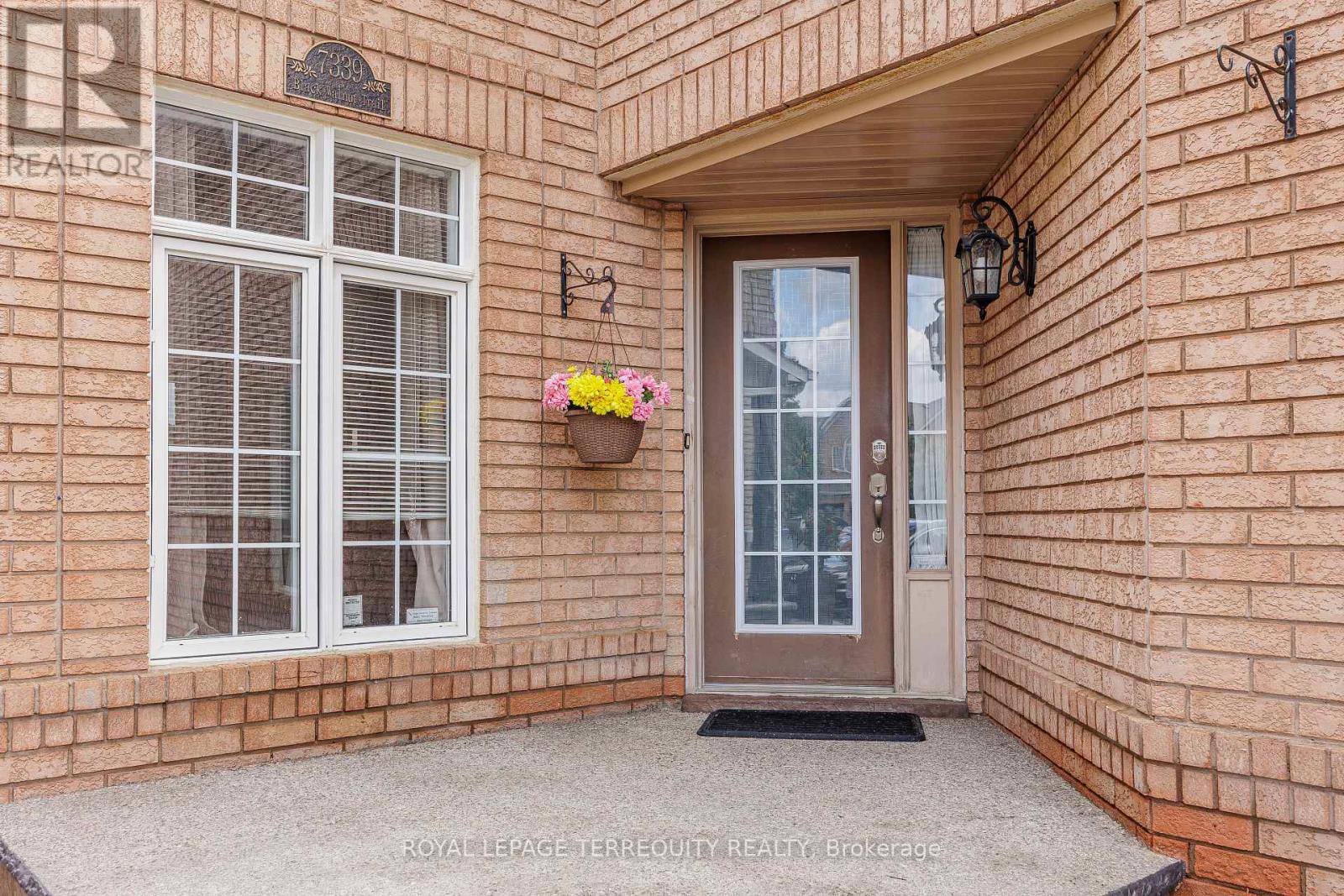 7339 BLACK WALNUT TRAIL - 43