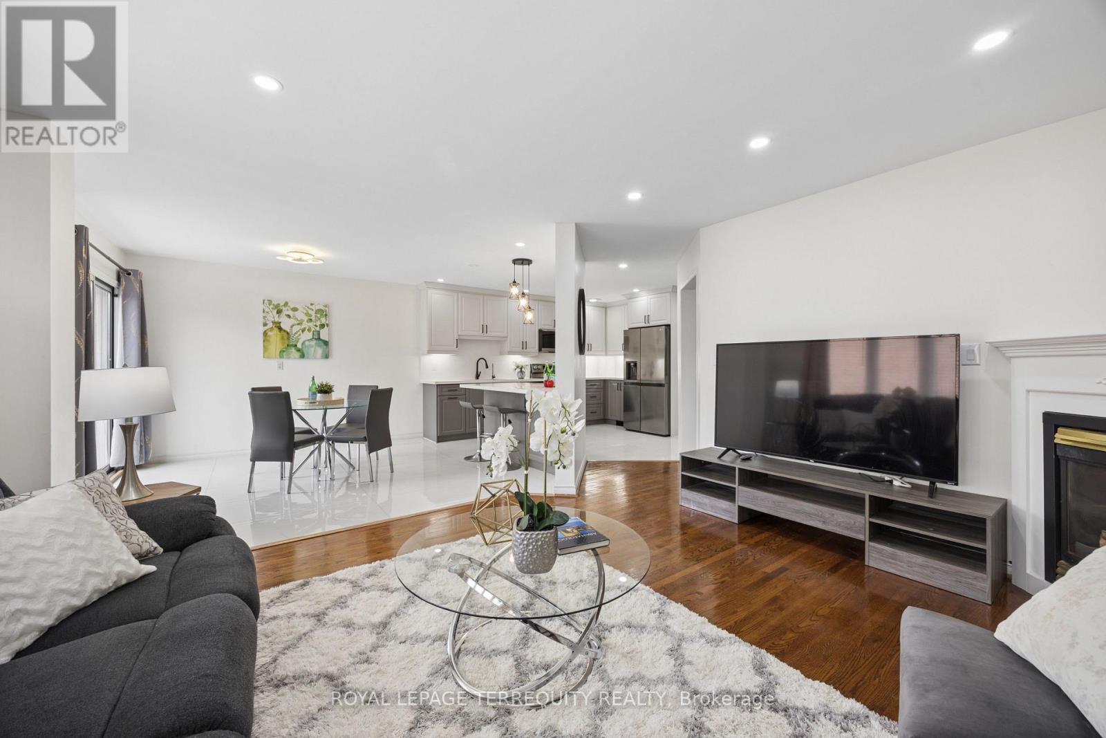 7339 BLACK WALNUT TRAIL - 9