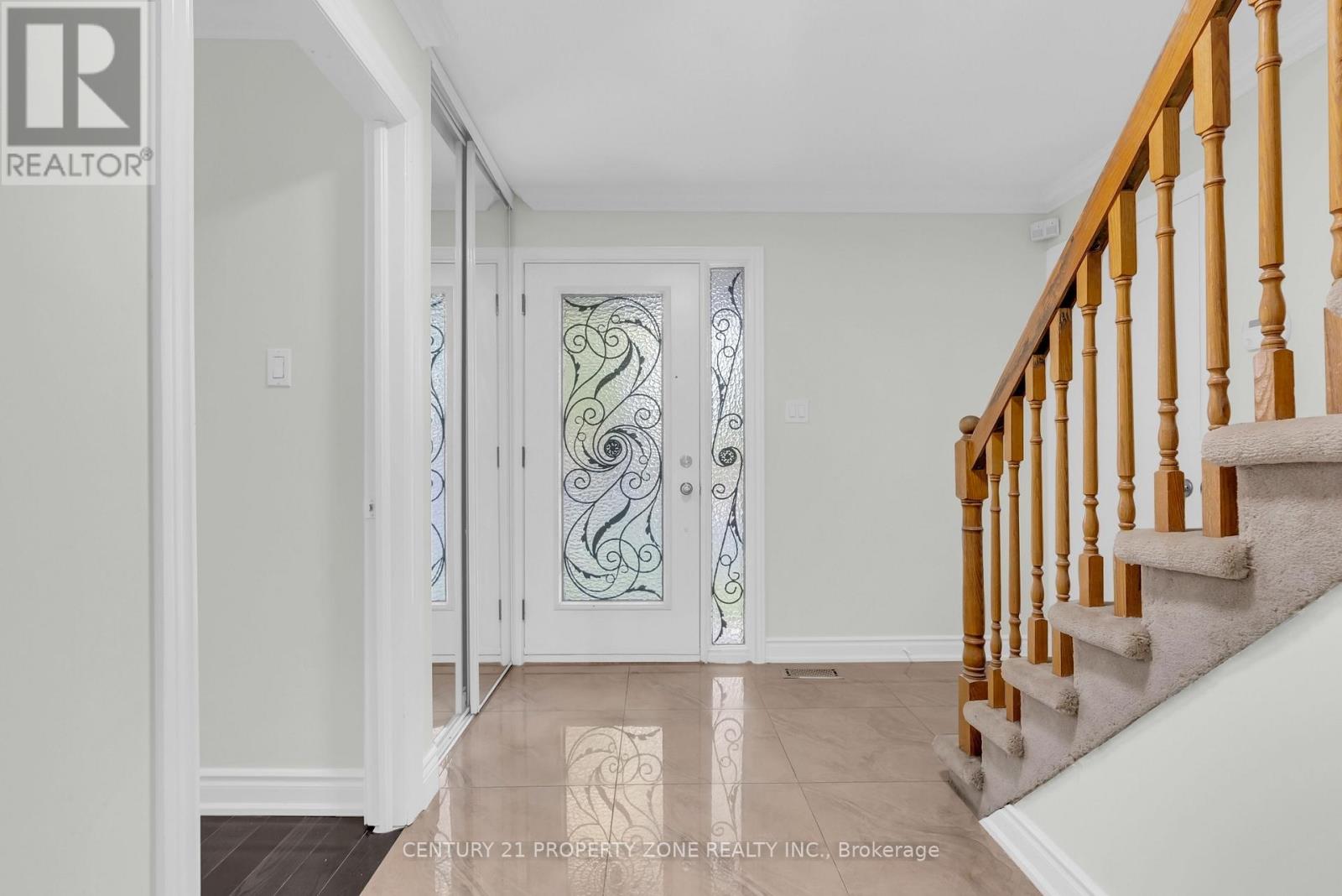32 ARCHIBALD STREET - 8