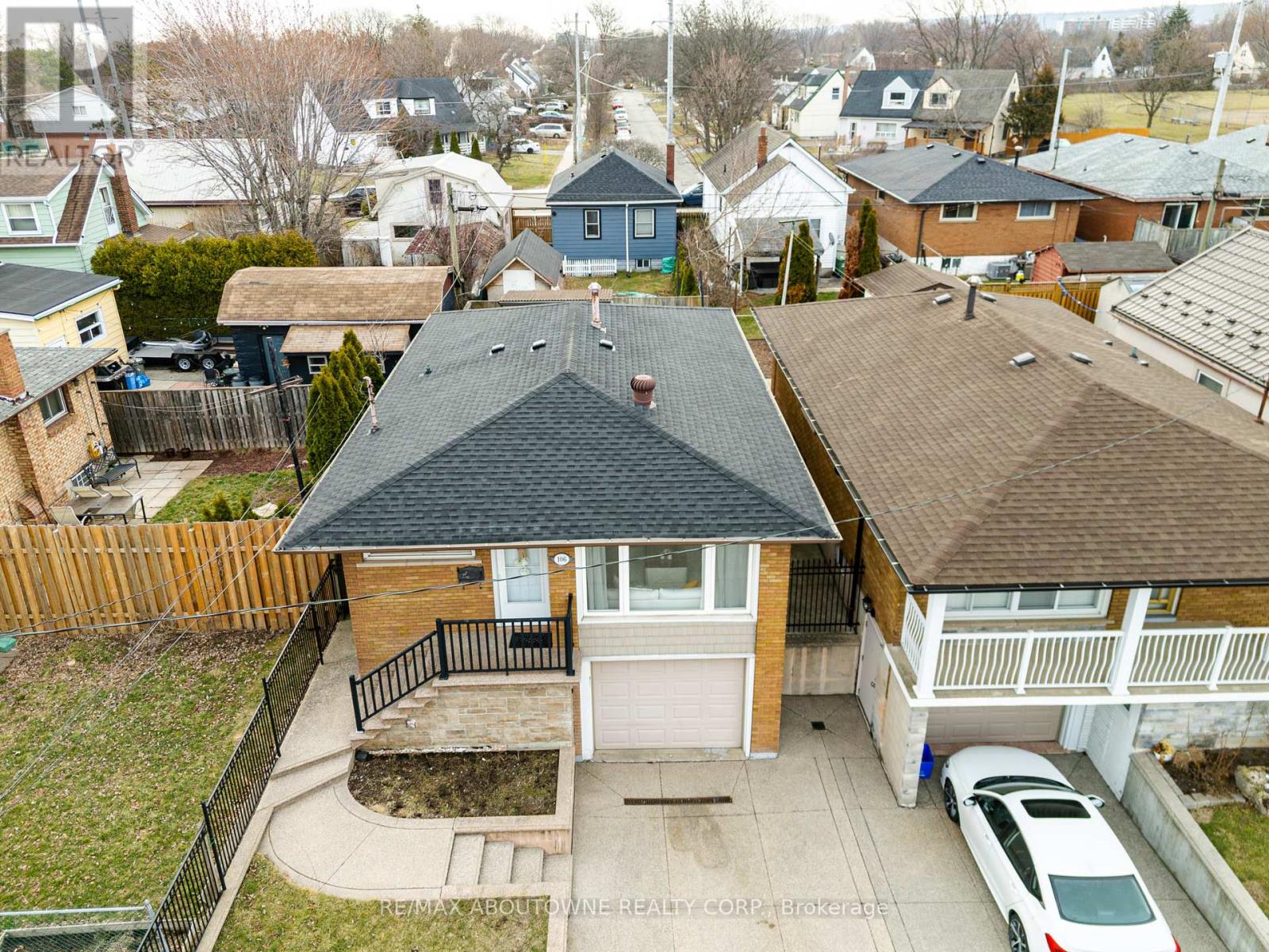 106 BELAND AVENUE N - 36