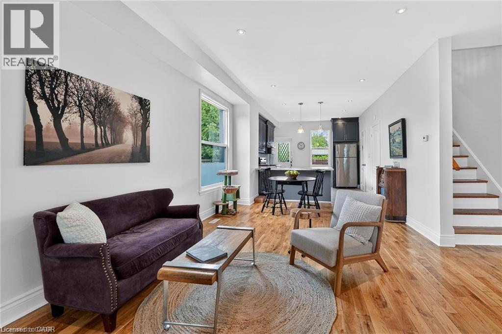 26 CAMPBELL Avenue - 13