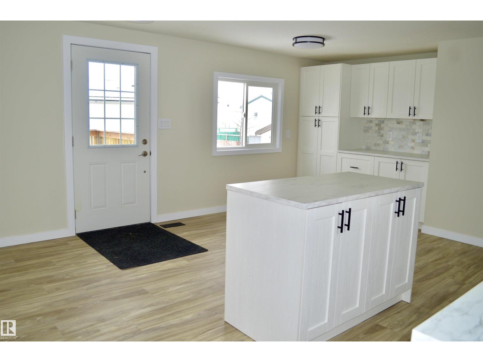 735 Parkland Brook - 7