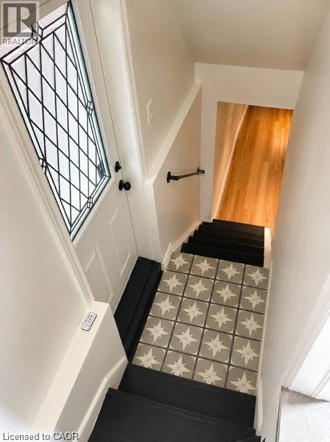 26 CAMPBELL Avenue - 33