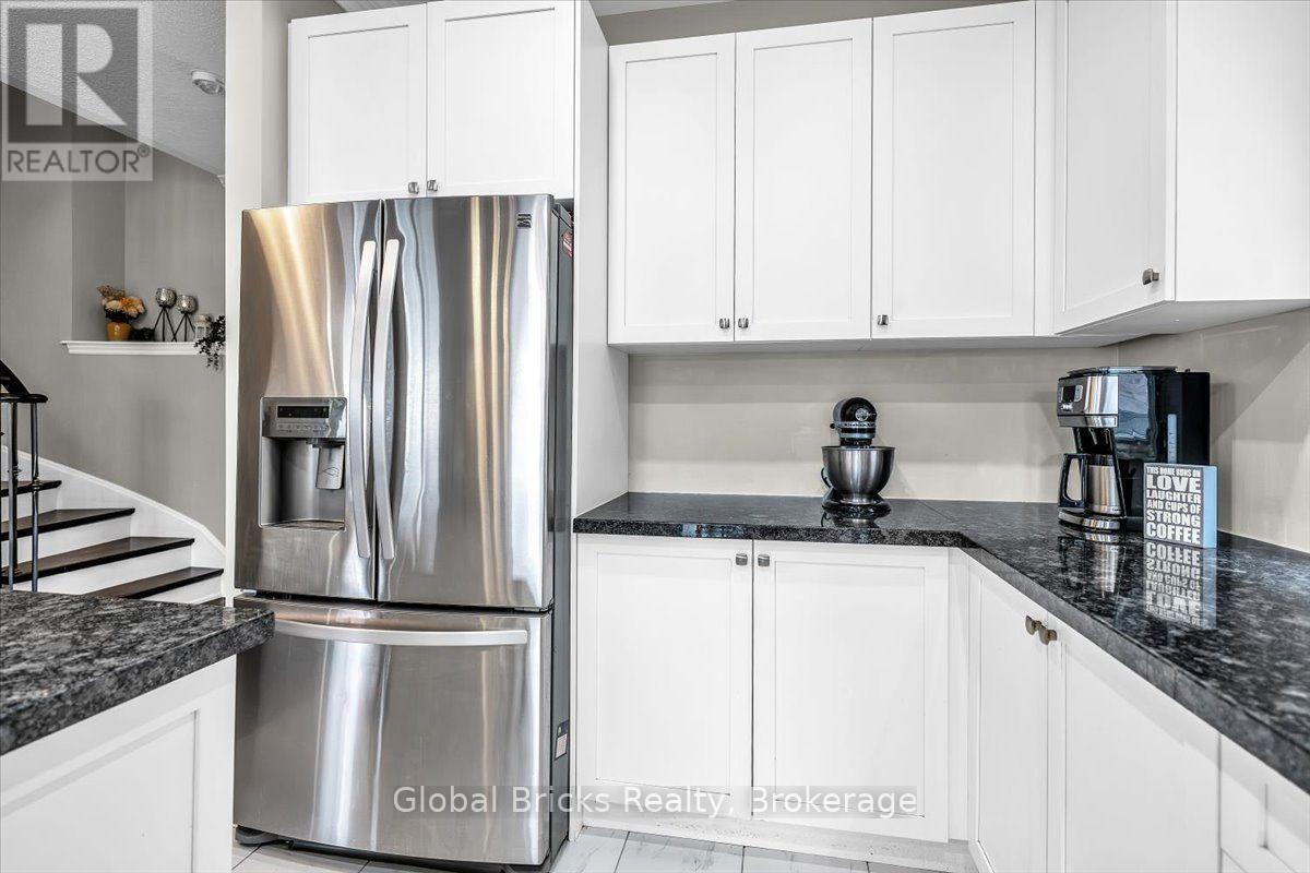 47 Holyrod Drive, Clarington, ON photo 22