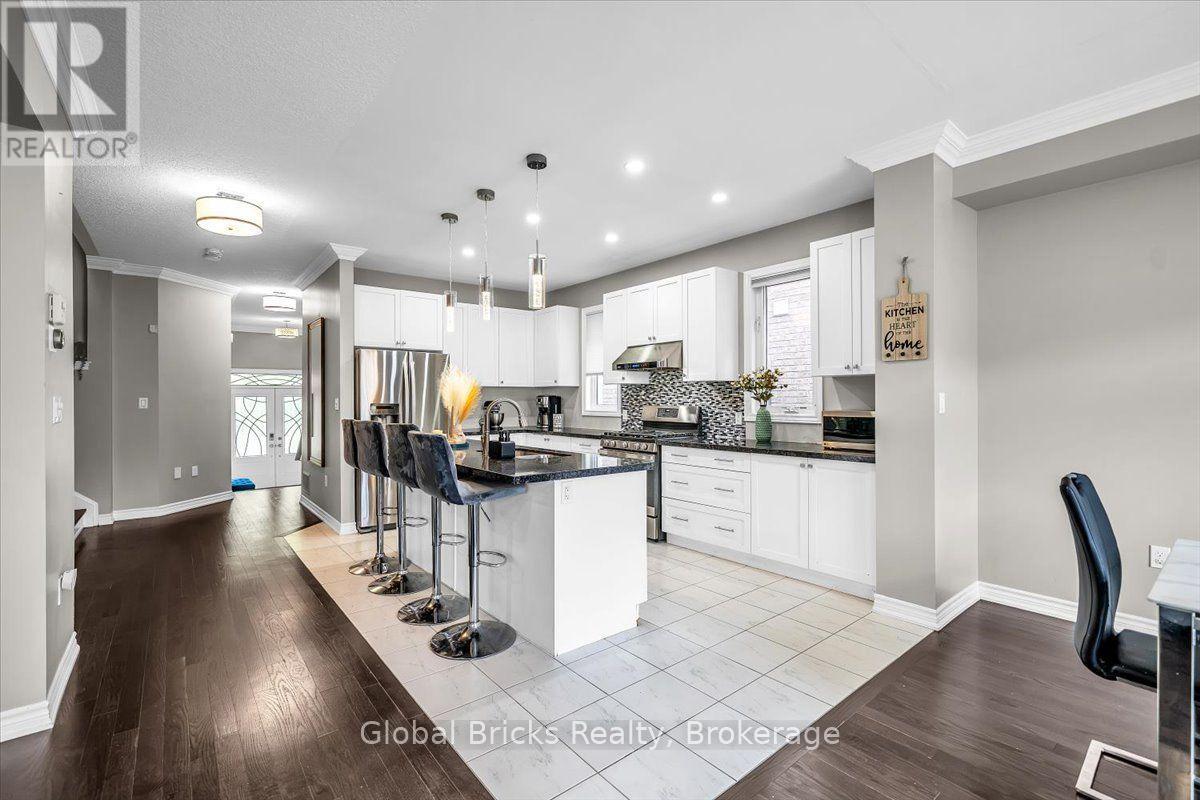 47 Holyrod Drive, Clarington, ON photo 23
