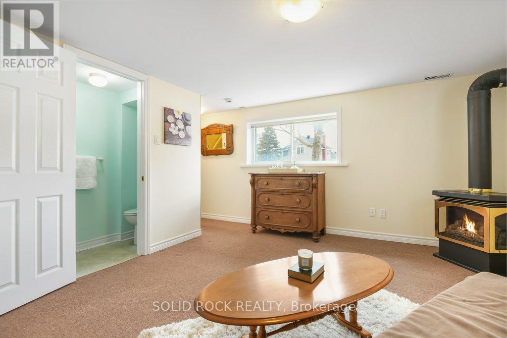 146 ELGIN STREET W - 25