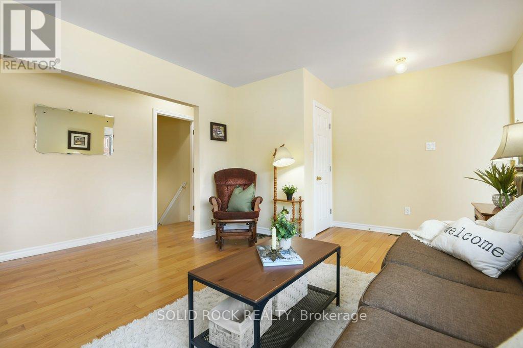 146 ELGIN STREET W - 10
