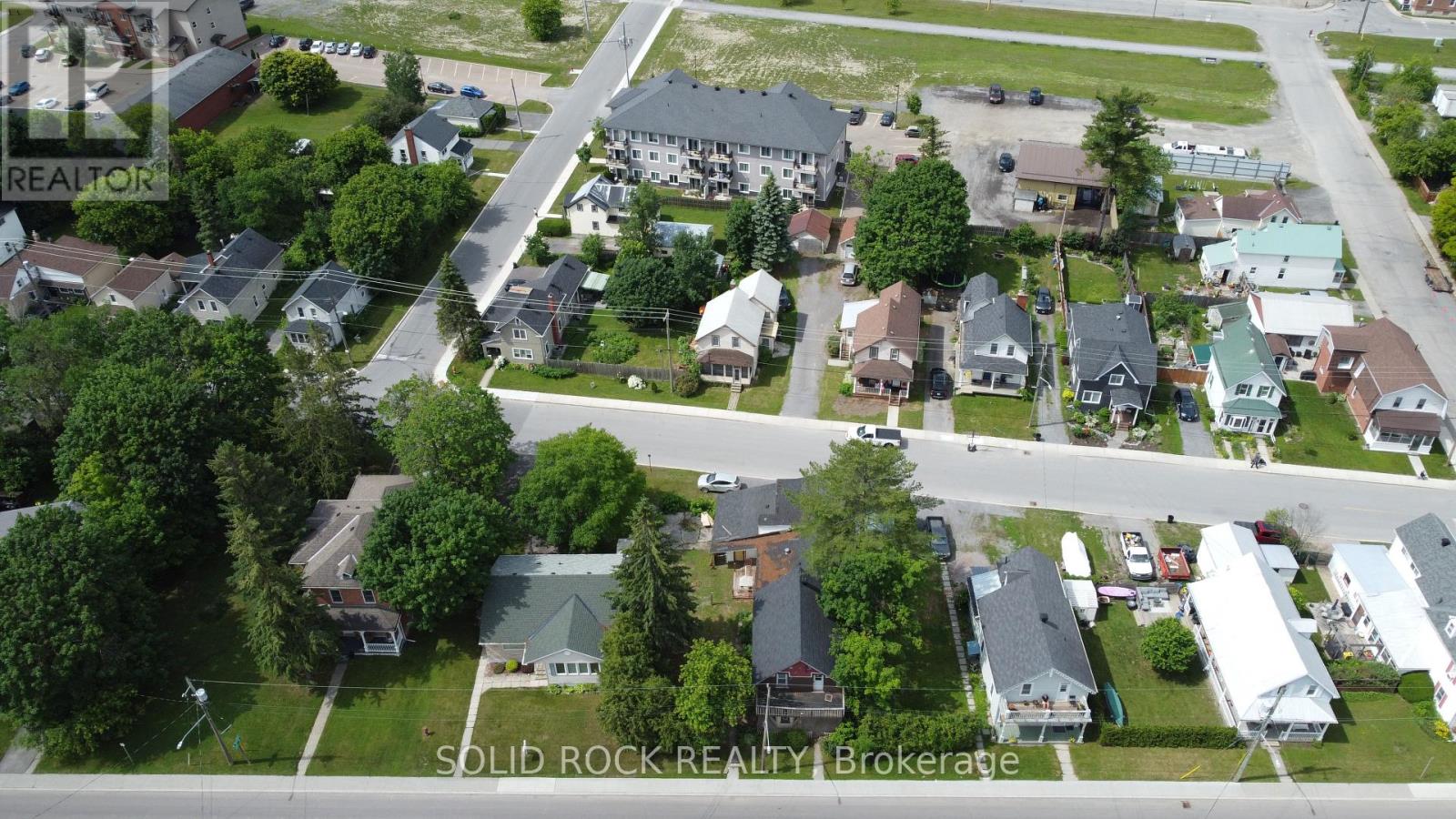 146 ELGIN STREET W - 32