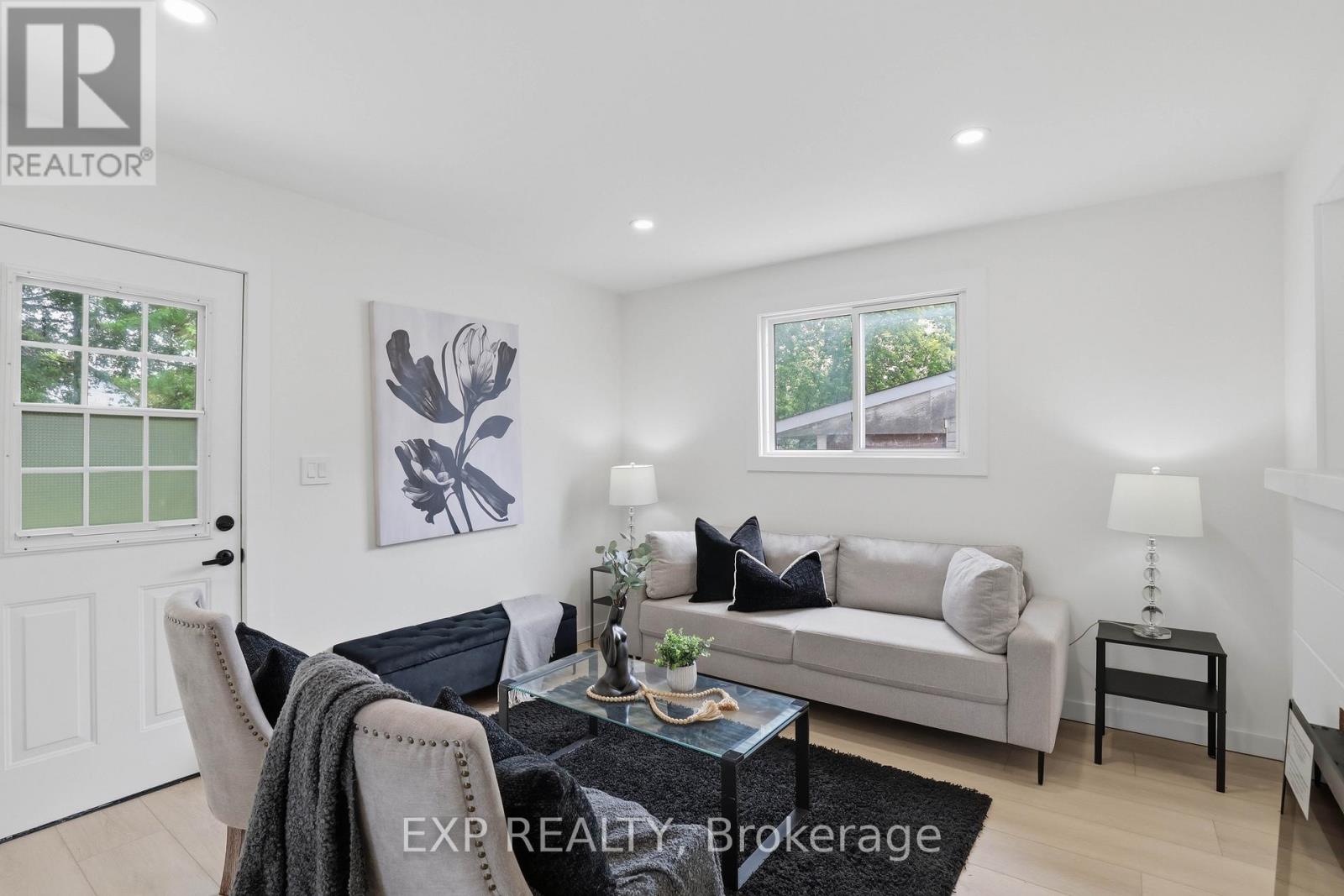 134 STERLING STREET - 13