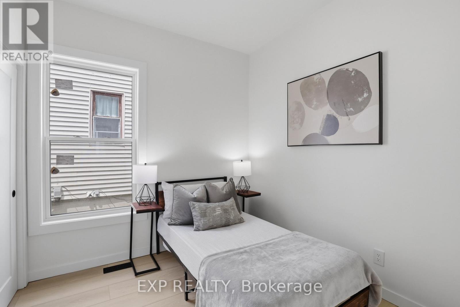 134 STERLING STREET - 16