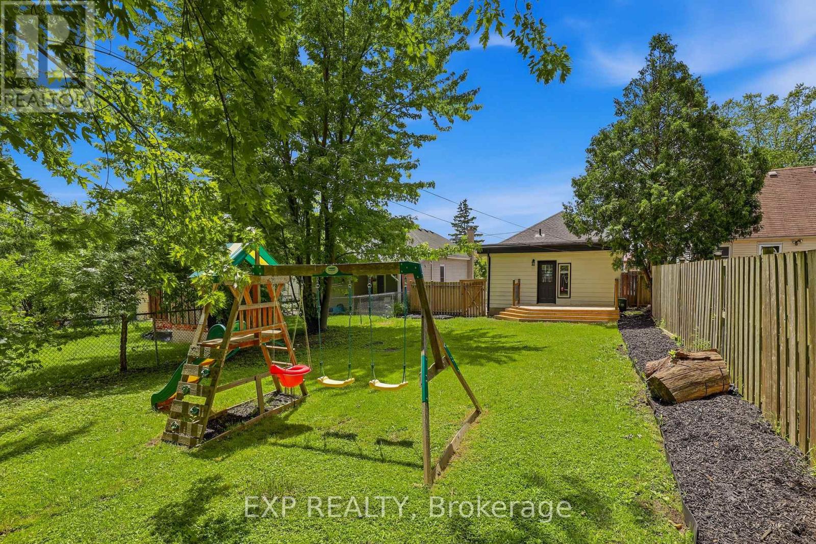 134 STERLING STREET - 25