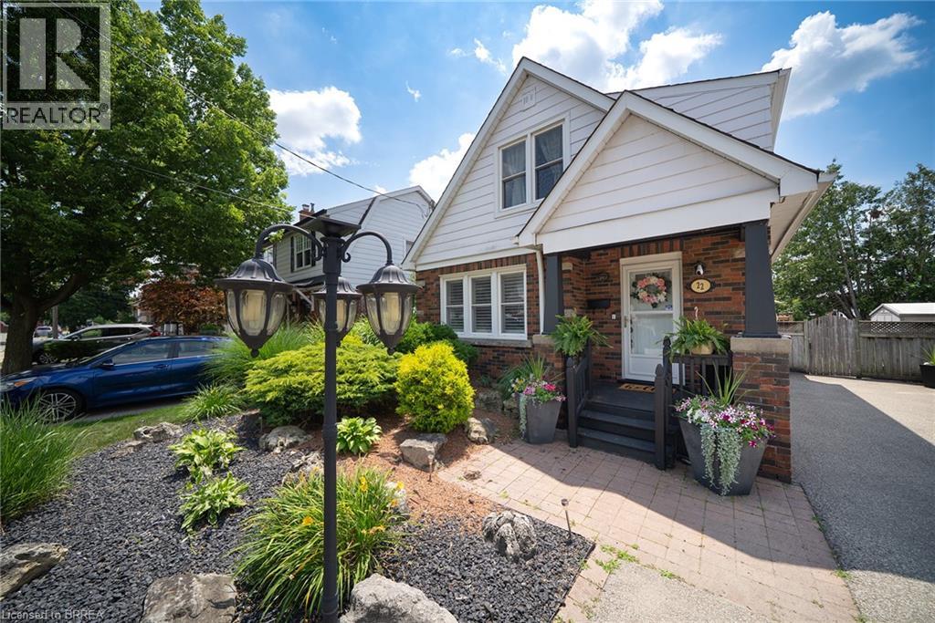 22 BURWELL Street - 1