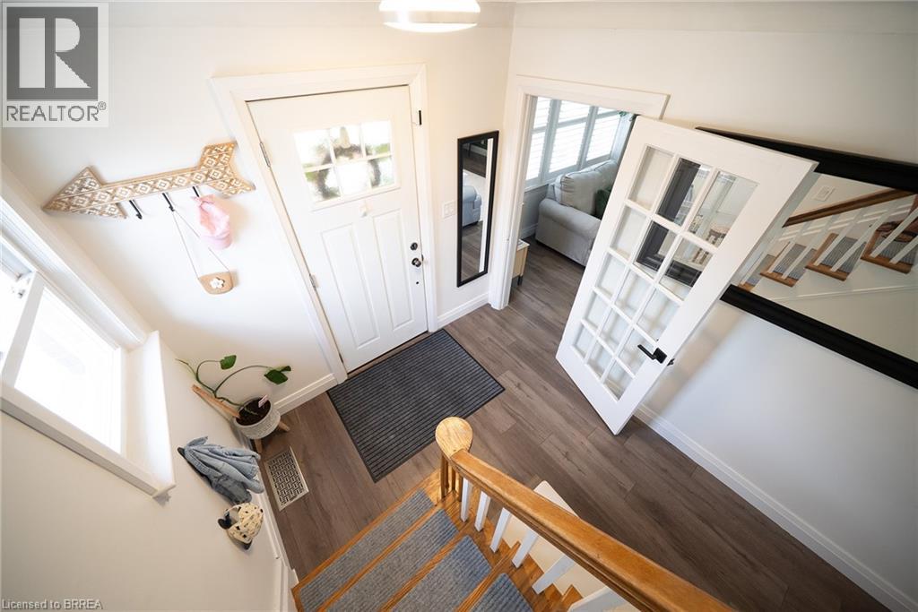 22 BURWELL Street - 13