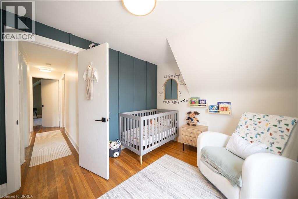 22 BURWELL Street - 15