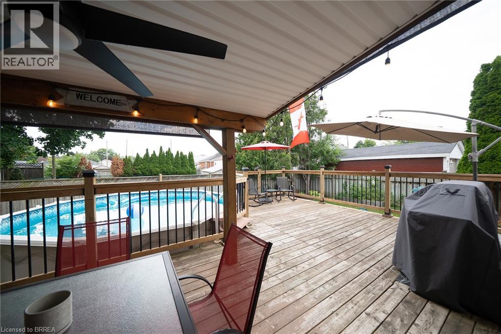 22 BURWELL Street - 31