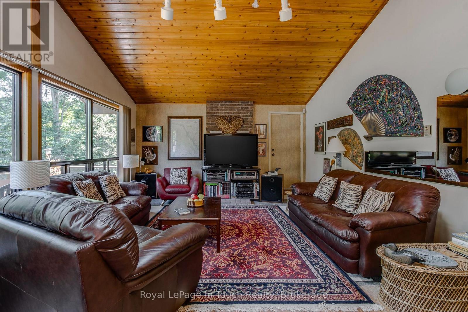 12 LINCOLN AVENUE - 20