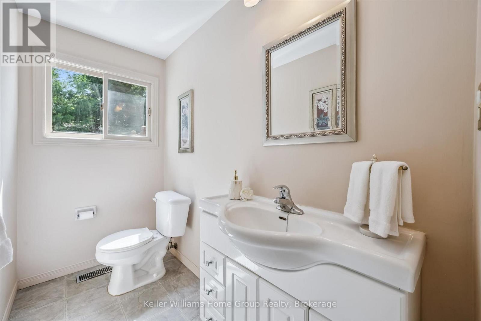 44 SHERWOOD DRIVE - Image 22
