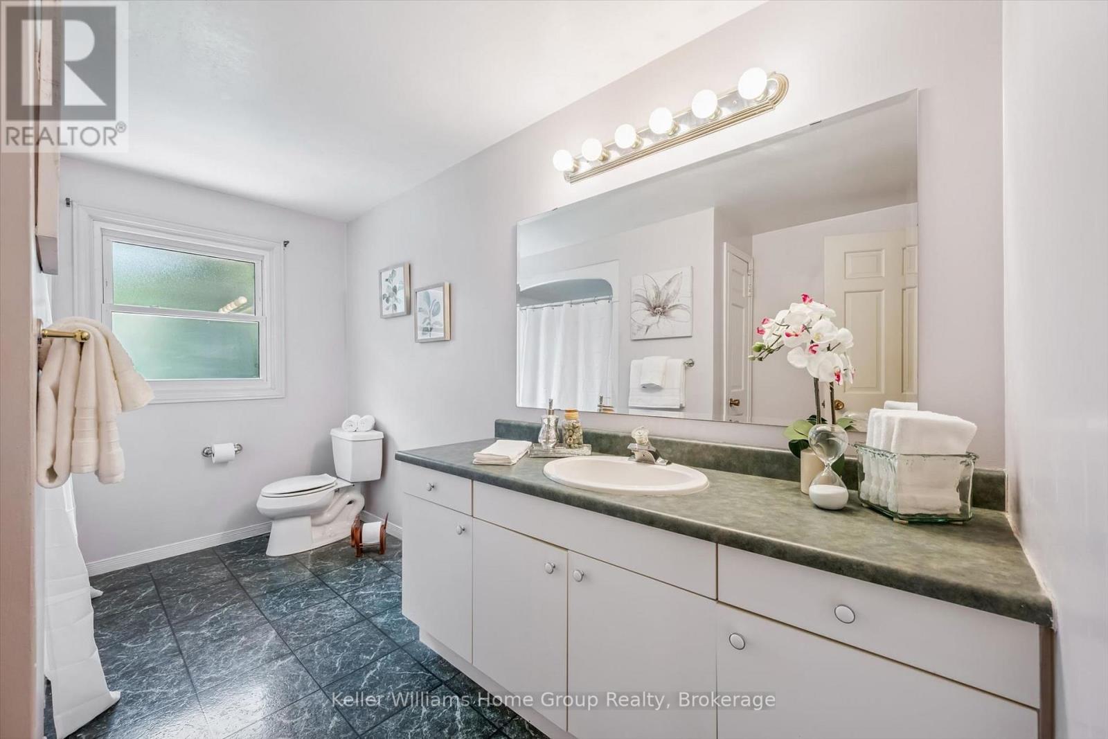 44 SHERWOOD DRIVE - Image 29