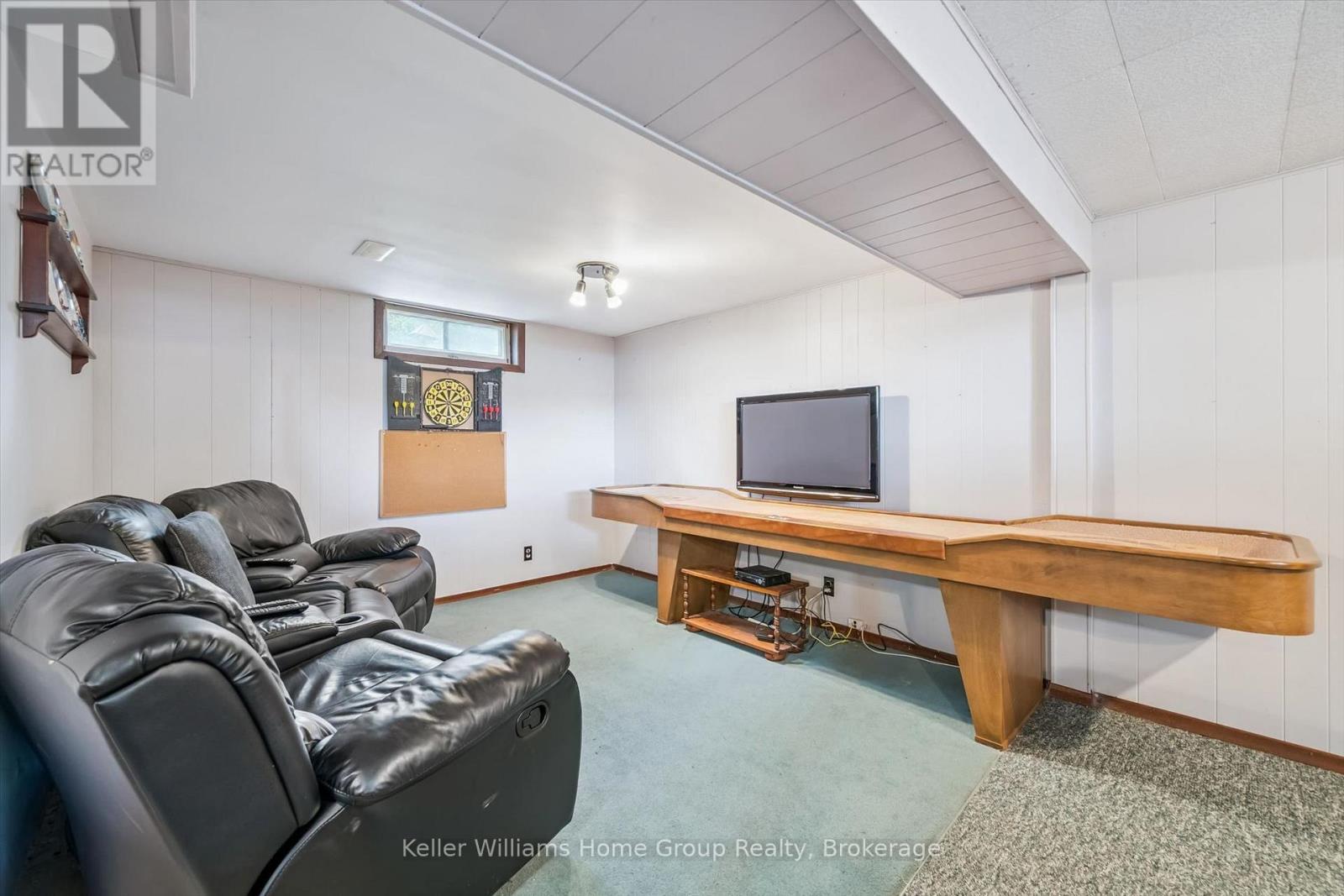 44 SHERWOOD DRIVE - Image 32